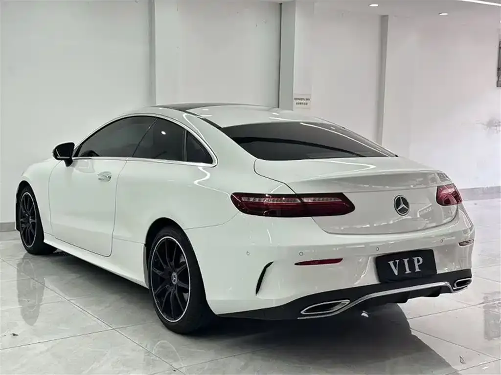 Mercedes-Benz E-Class (Import) — фото 5