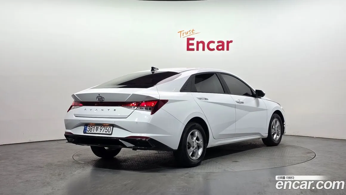 Hyundai AVANTE — фото 6