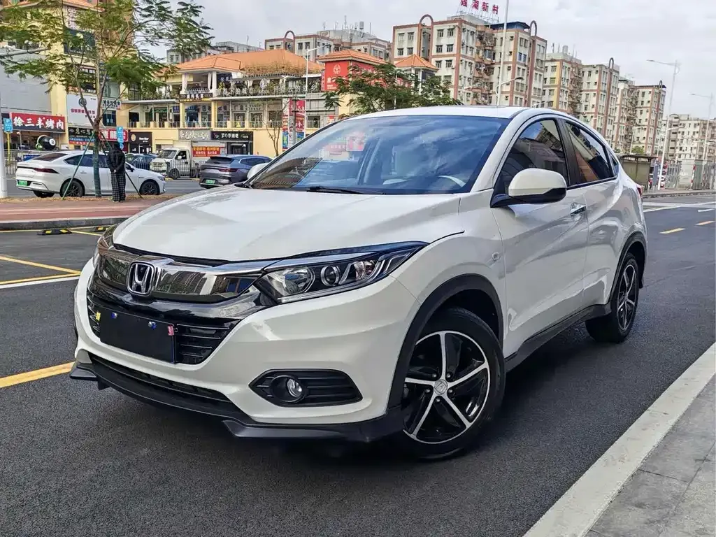Honda Vezel — фото 1