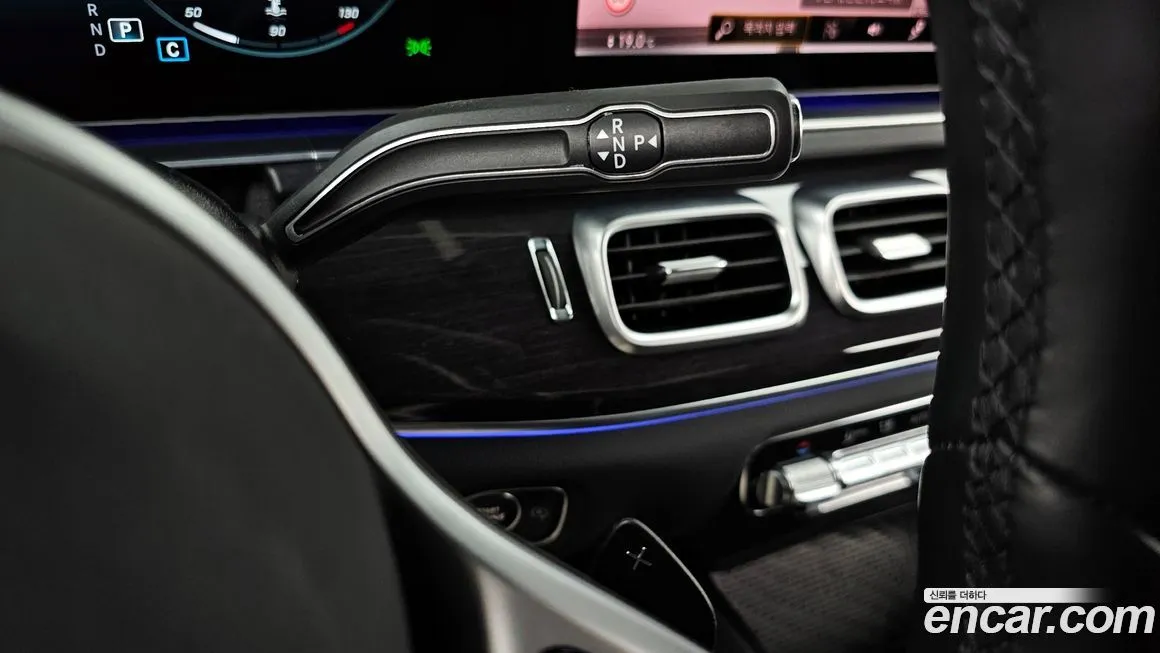 Mercedes-Benz GLE-Class — фото 6