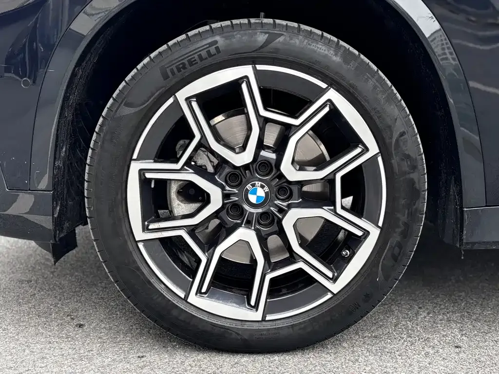 BMW X1 — фото 6