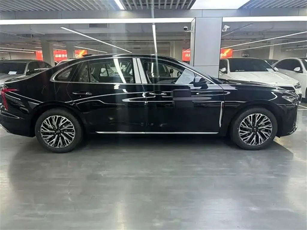 Hongqi H5 — фото 3