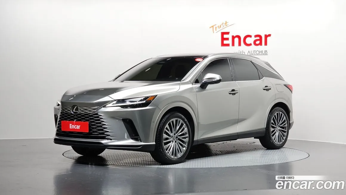 Lexus RX — фото 1