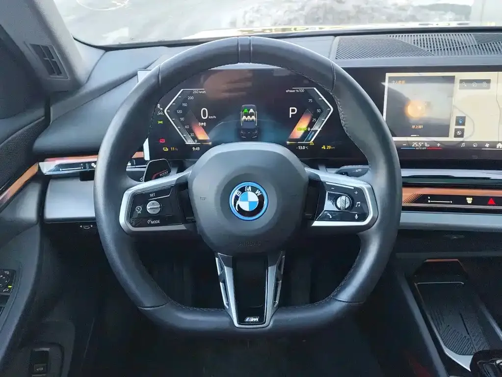 BMW i5 — фото 2