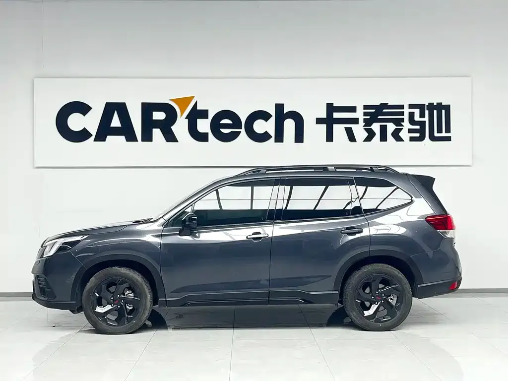 Subaru Forester — фото 7