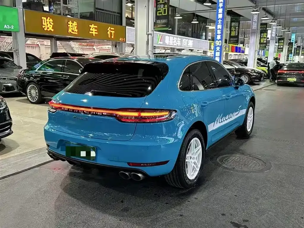 Porsche Macan — фото 10