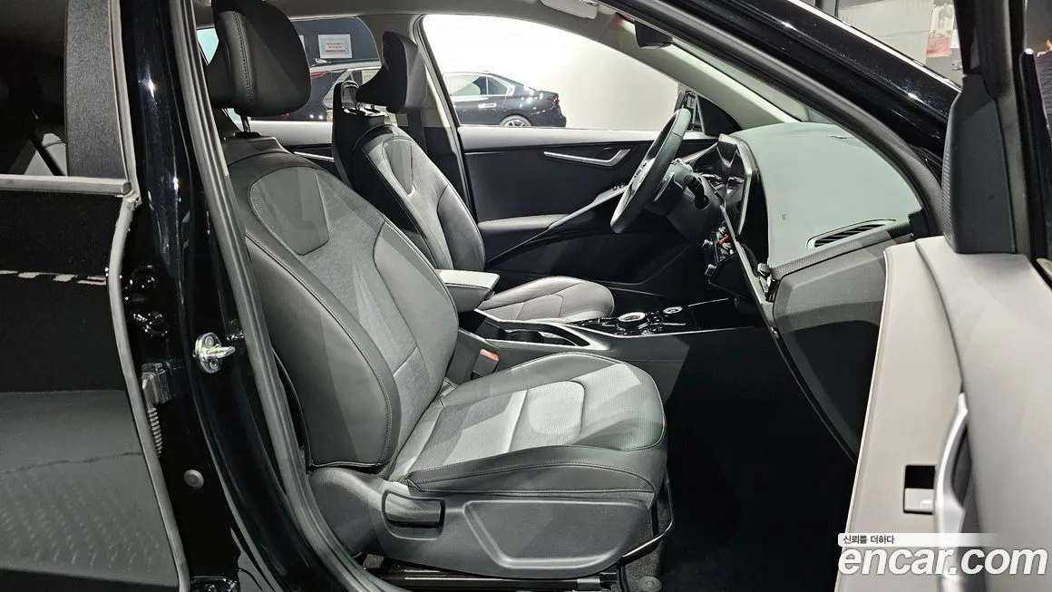 Kia Niro — фото 10