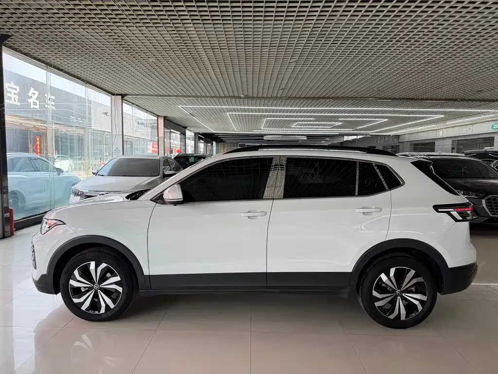 Volkswagen Tharu — фото 10