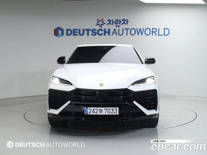 Lamborghini Urus — фото 3
