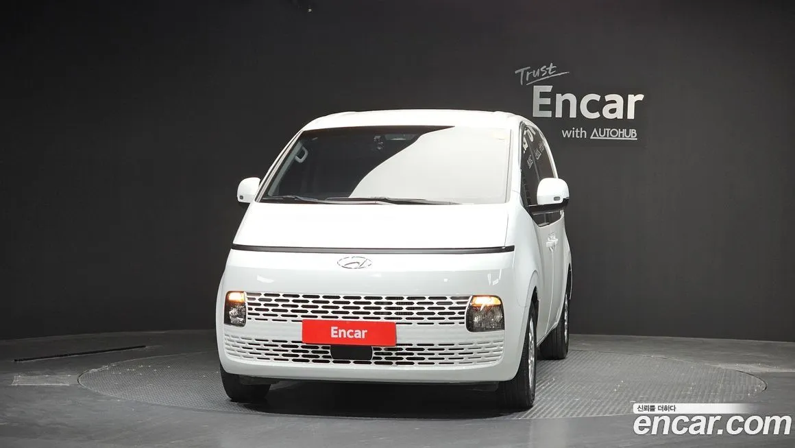 Hyundai Staria — фото 2