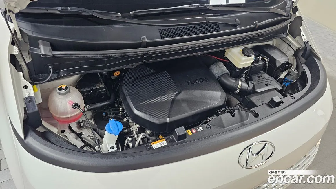 Hyundai Staria — фото 10