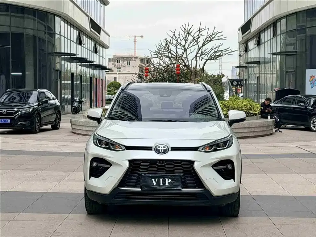Toyota Wildlander — фото 2