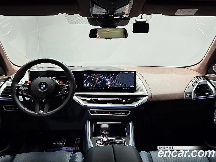 BMW XM — фото 9