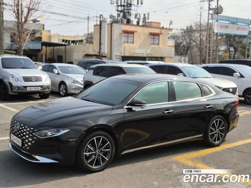 Hyundai Grandeur — фото 1