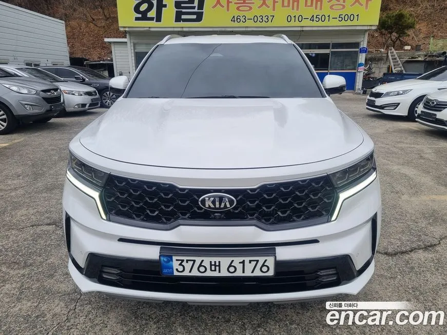 Kia Sorento — фото 1