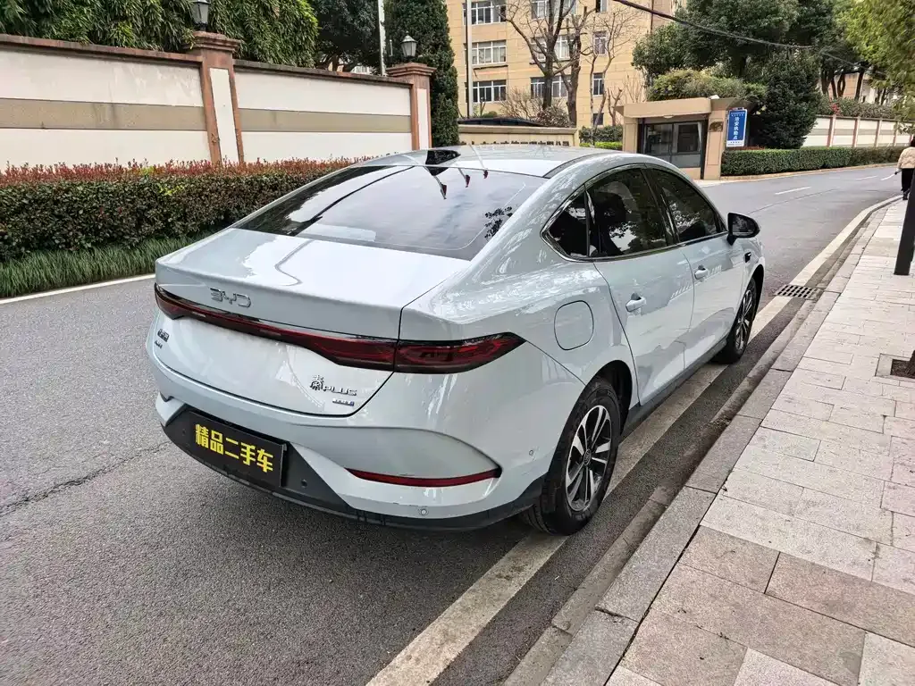 BYD Qin PLUS — фото 8