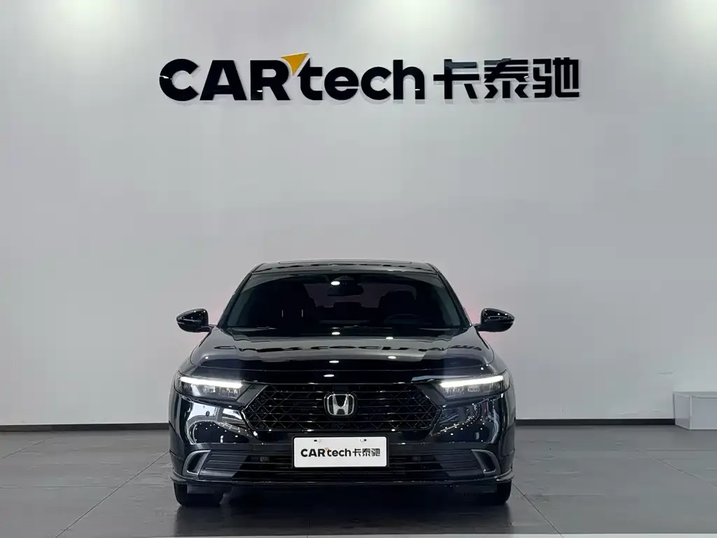 Honda Accord — фото 3