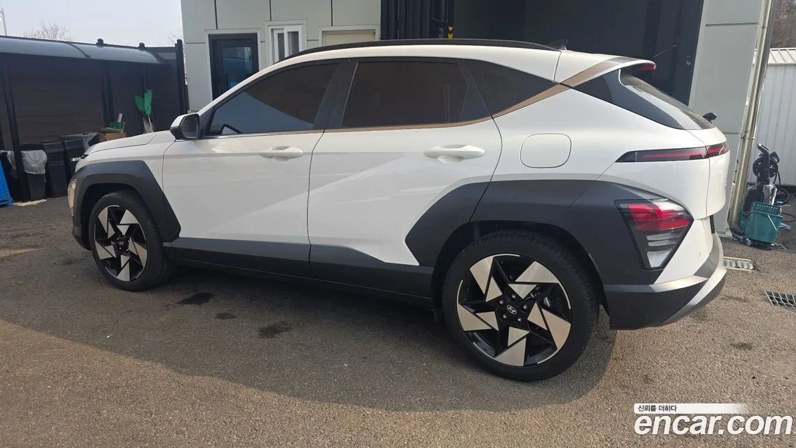 Hyundai Kona — фото 2