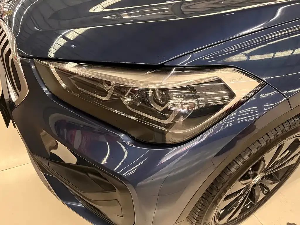 BMW X1 — фото 10