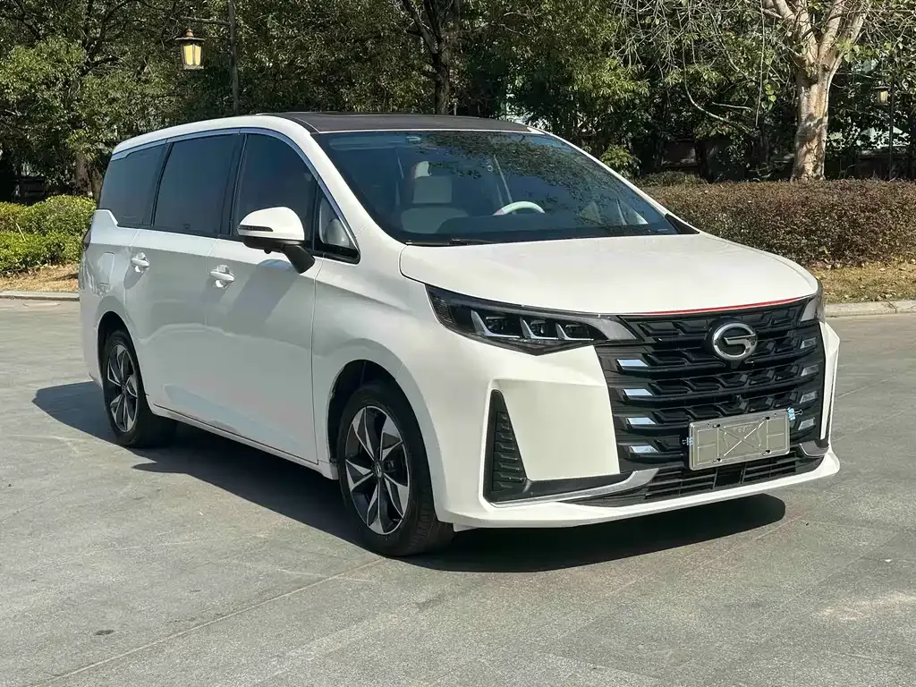 GAC Motor Trumpchi M6 — фото 10