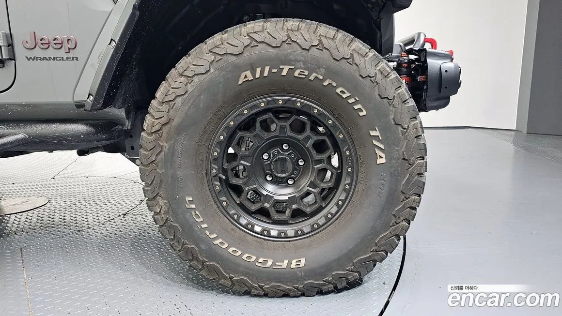 Jeep Wrangler — фото 5