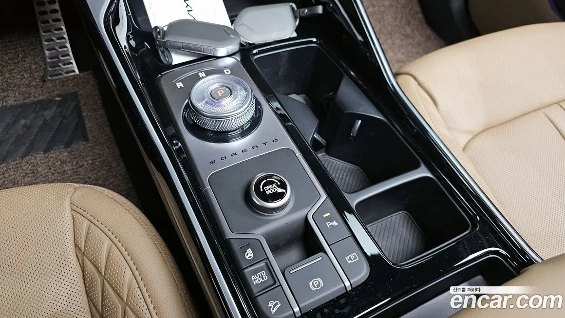 Kia Sorento — фото 7