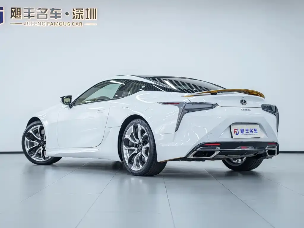 Lexus LC — фото 8
