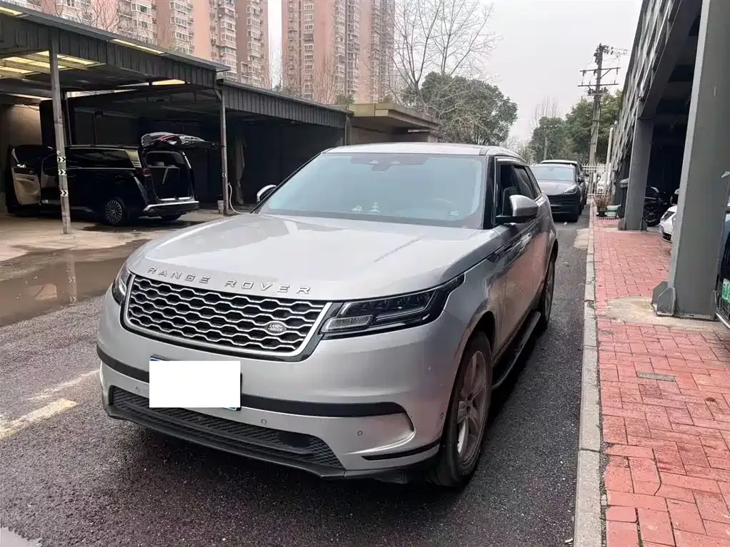 Land Rover Velar — фото 1