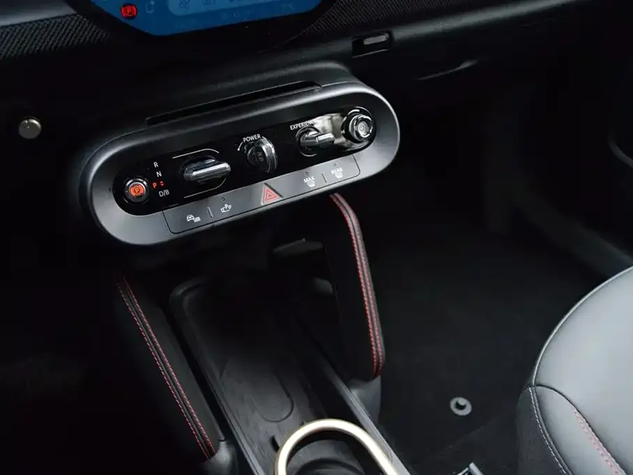 MINI Aceman JCW Electric — фото 5