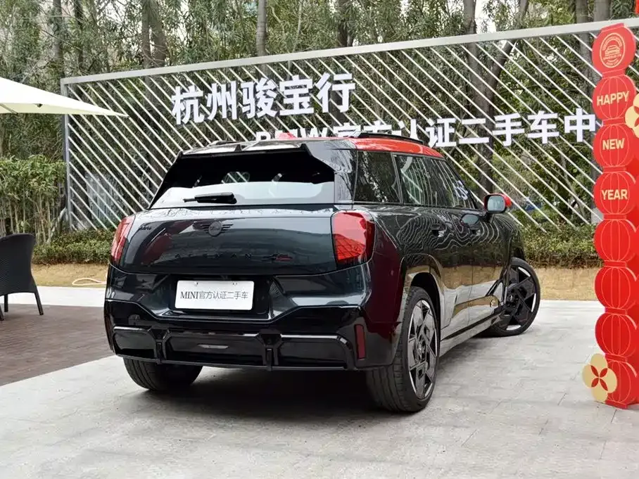 MINI Aceman JCW Electric — фото 2