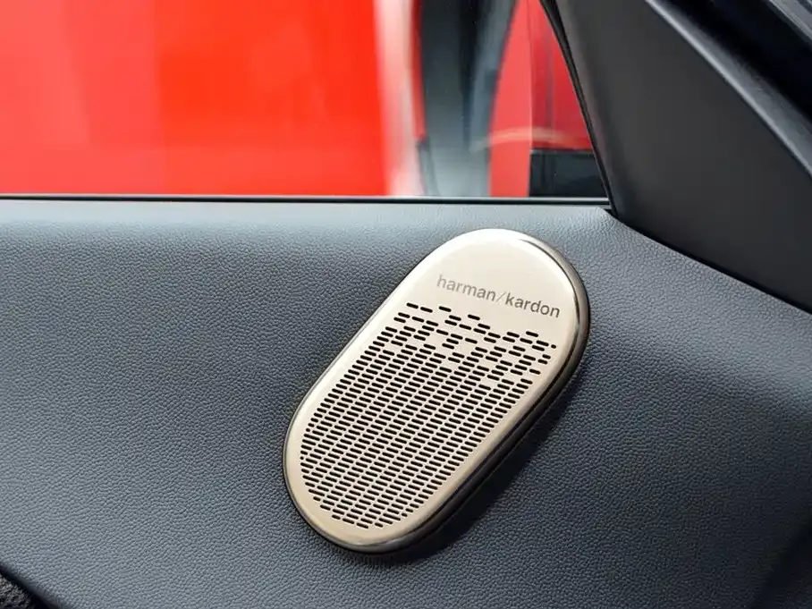 MINI Aceman JCW Electric — фото 7