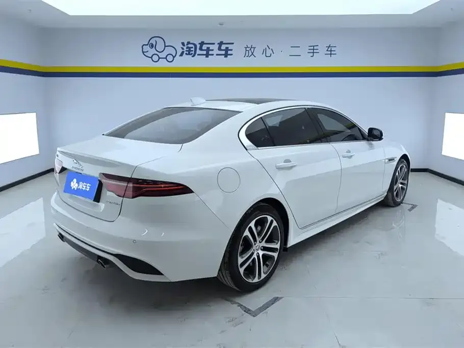 Jaguar XEL — фото 10