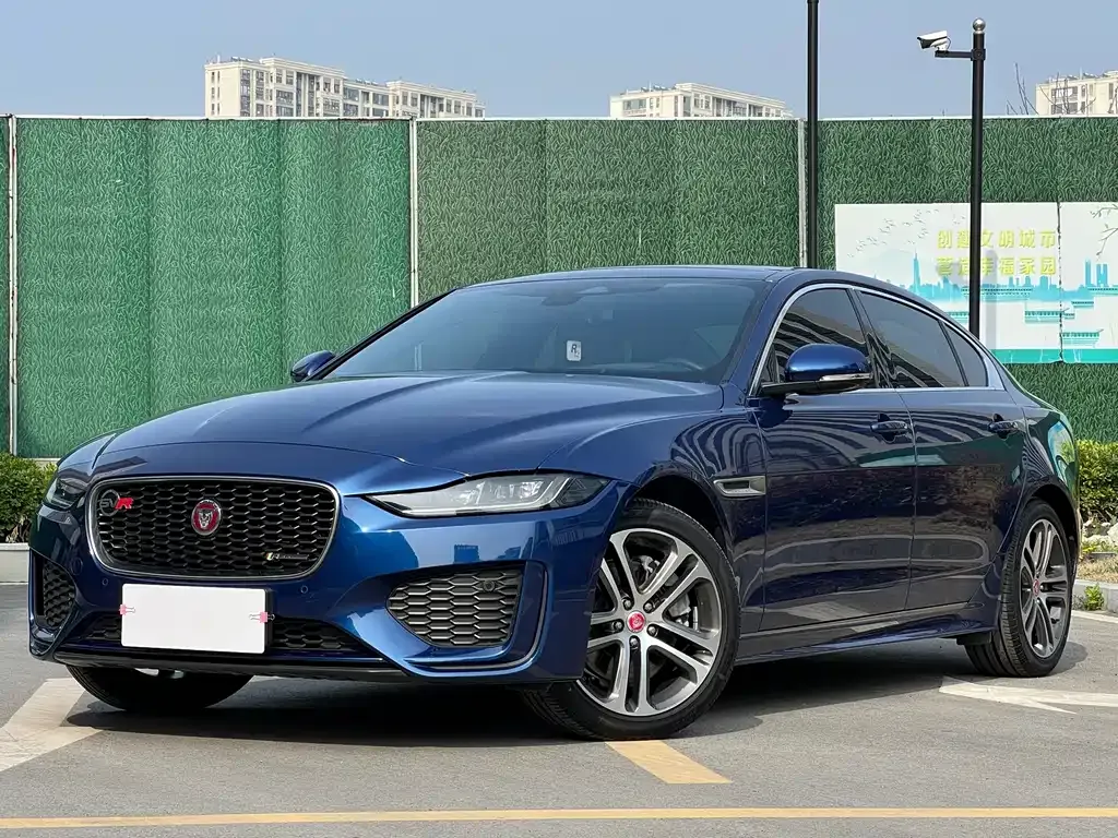 Jaguar XEL — фото 1