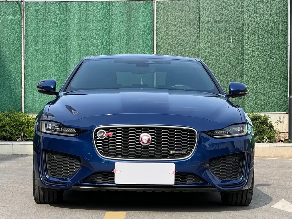 Jaguar XEL — фото 6