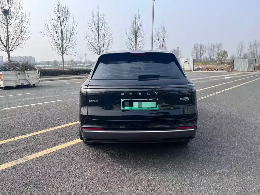 Geely 银河星舰7 — фото 9