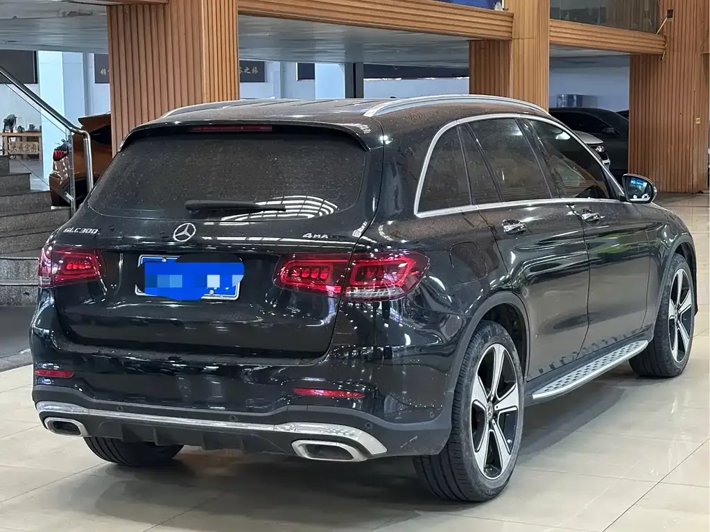 Mercedes-Benz GLC — фото 10