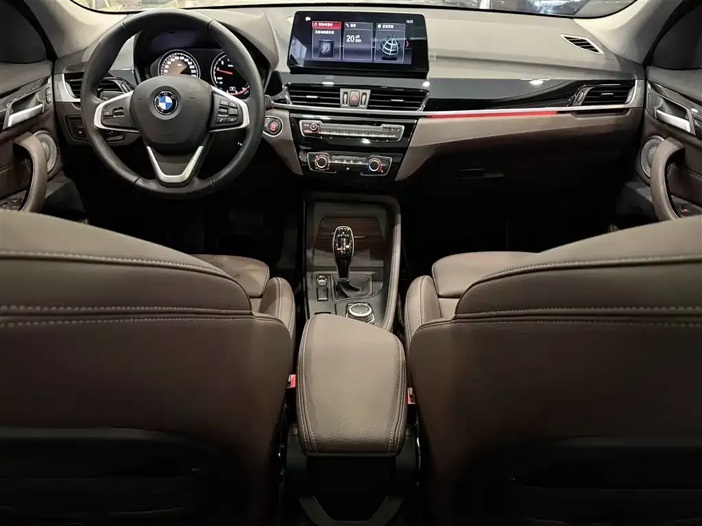 BMW X1 — фото 2