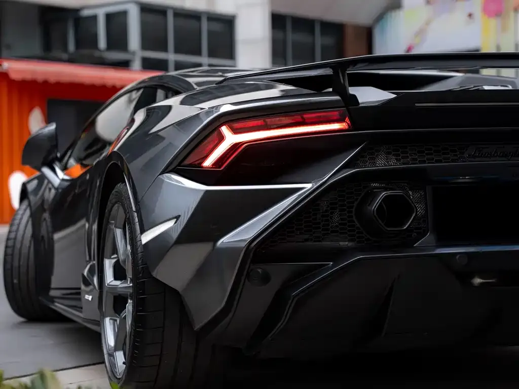 Lamborghini Huracan — фото 7