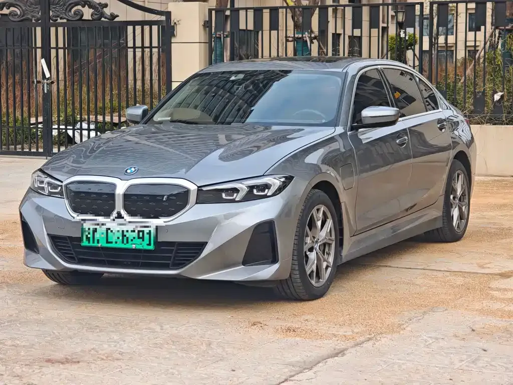 BMW i3 — фото 1