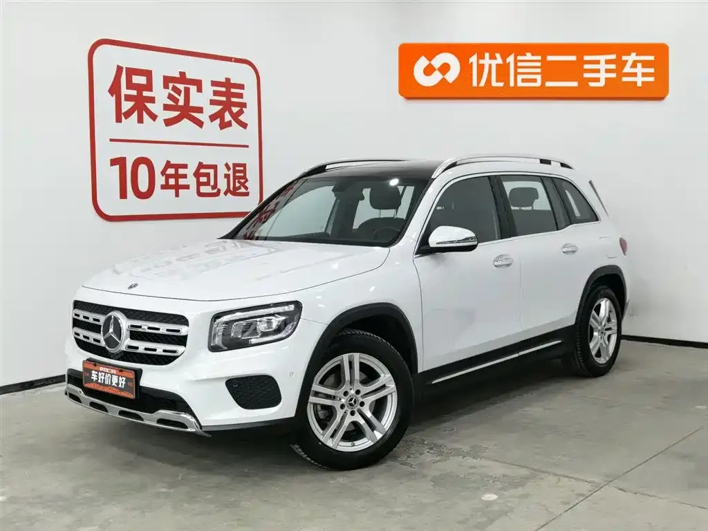 Mercedes-Benz GLB — фото 1