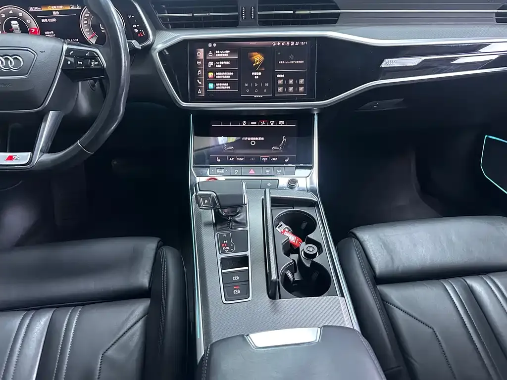 Audi A7 — фото 9