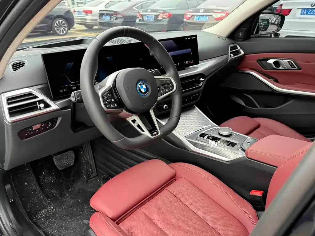 BMW i3 — фото 8