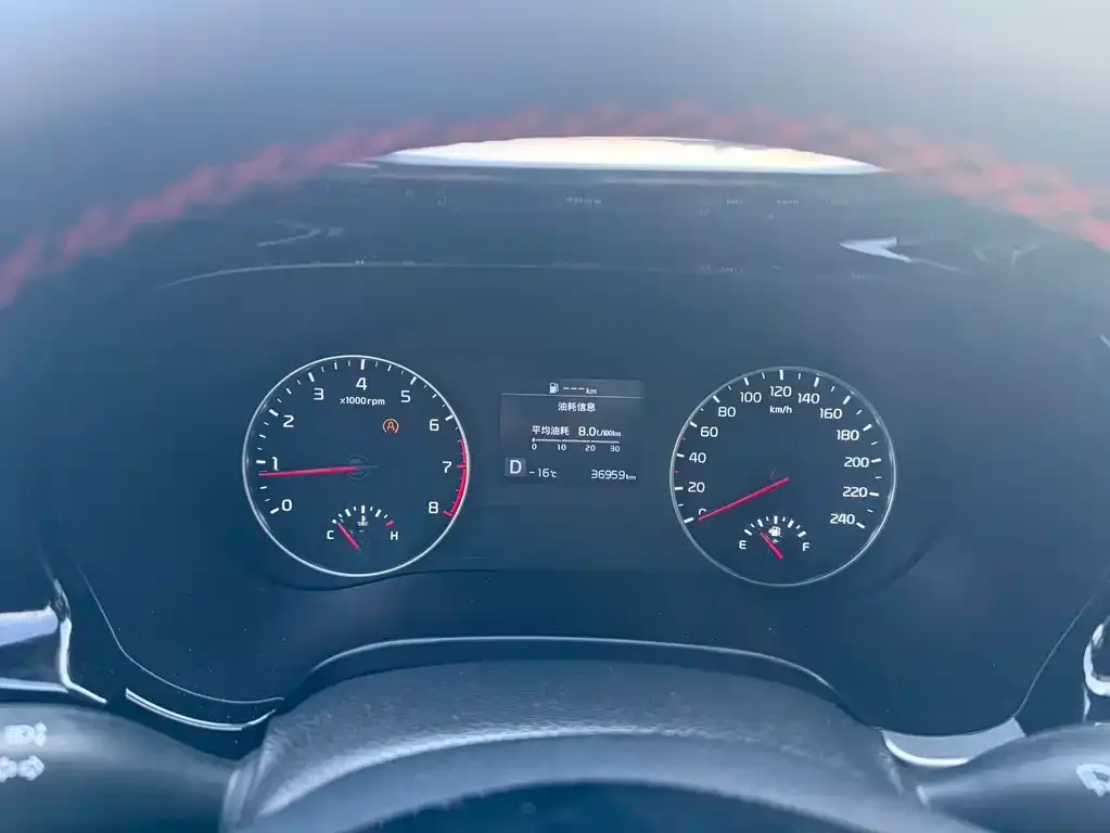 Kia KX3 — фото 2