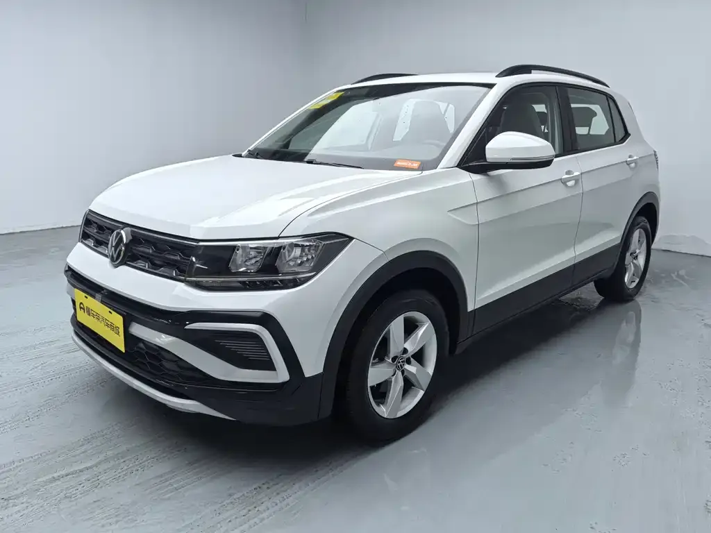 Volkswagen T-Cross — фото 1