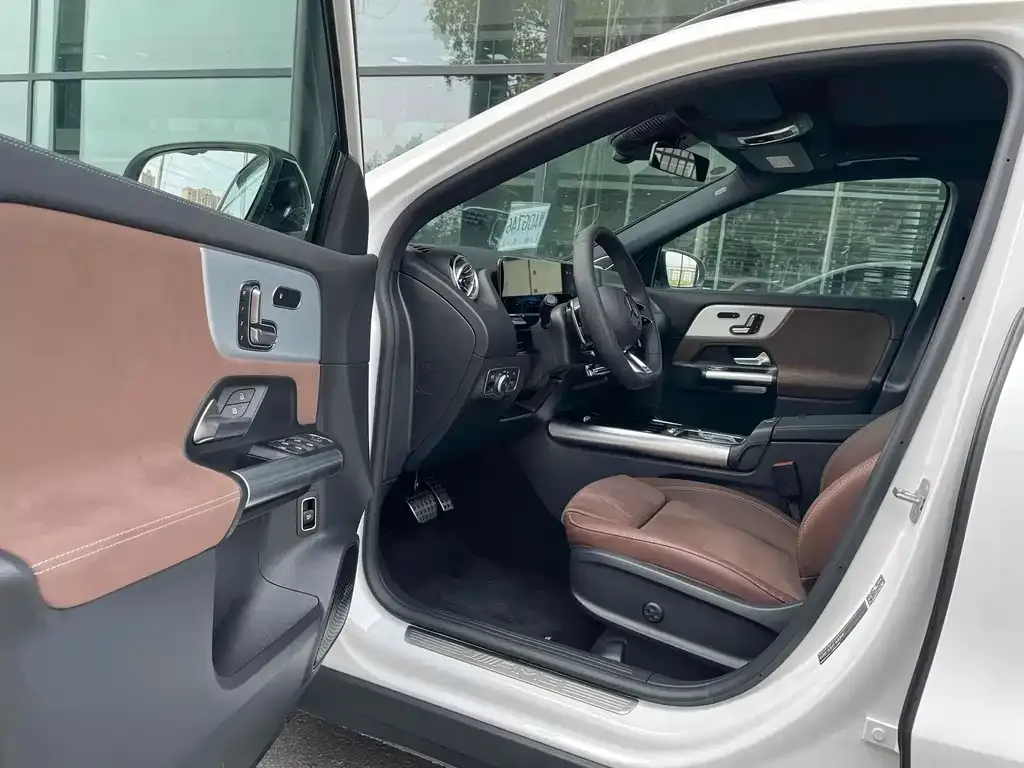 Mercedes-Benz GLA AMG — фото 4