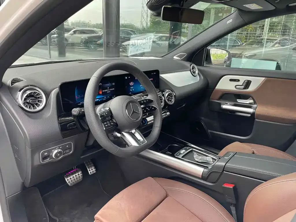 Mercedes-Benz GLA AMG — фото 8