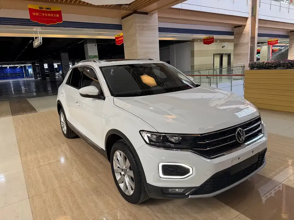 Volkswagen T-Roc — фото 3