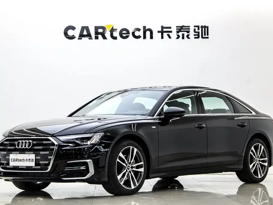 Audi A6L — фото 1