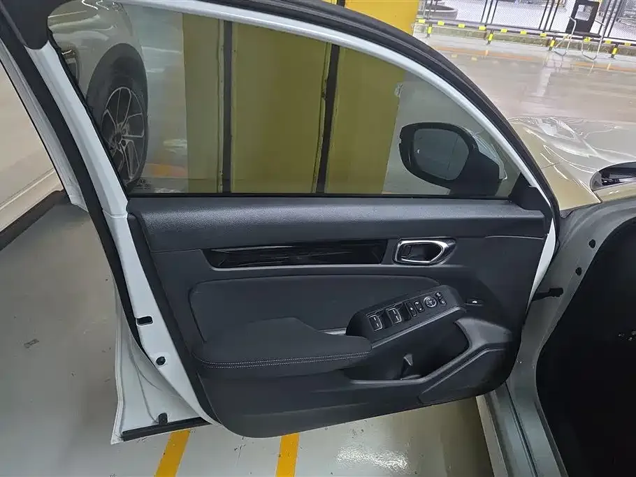 Honda Civic — фото 8