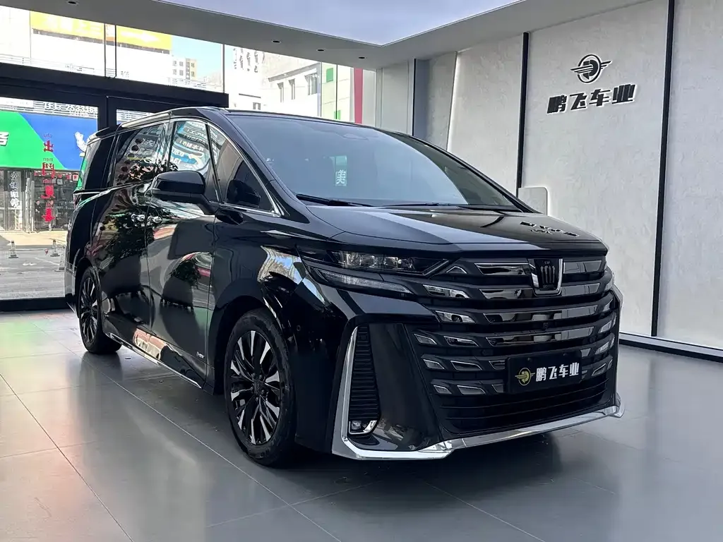 Toyota Vellfire — фото 10